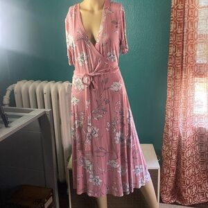 Sweet pale pink floral wrap dress size large office/work wear
